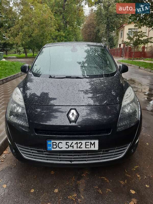 Renault Grand Scenic 2011