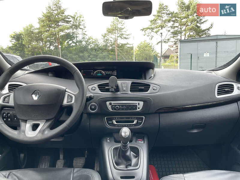 Минивэн Renault Grand Scenic 2012 в Новояворовске