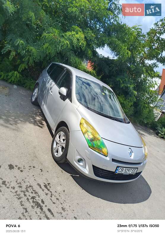 Мінівен Renault Grand Scenic 2011 в Чернігові фото 30 Мінівен Renault Grand Scenic 2011 в Чернігові