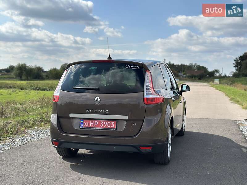 Минивэн Renault Grand Scenic 2010 в Демидовке