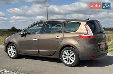 Минивэн Renault Grand Scenic 2010 в 