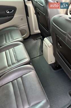 Минивэн Renault Grand Scenic 2010 в 