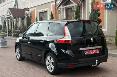 Минивэн Renault Grand Scenic 2011 в 