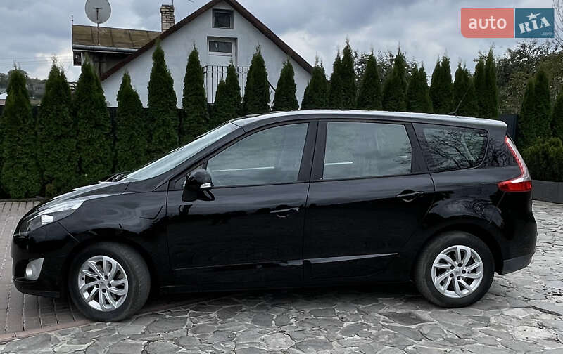 Минивэн Renault Grand Scenic 2011 в Черновцах