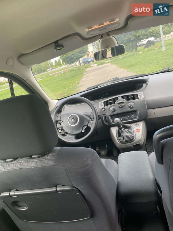 Минивэн Renault Grand Scenic 2006 в Луцке фото 20 Минивэн Renault Grand Scenic 2006 в Луцке