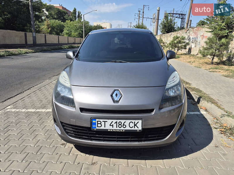 Мінівен Renault Grand Scenic 2010 в Одесі