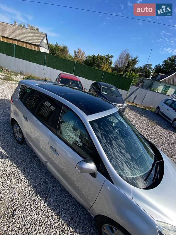 Минивэн Renault Grand Scenic 2011 в Днепре