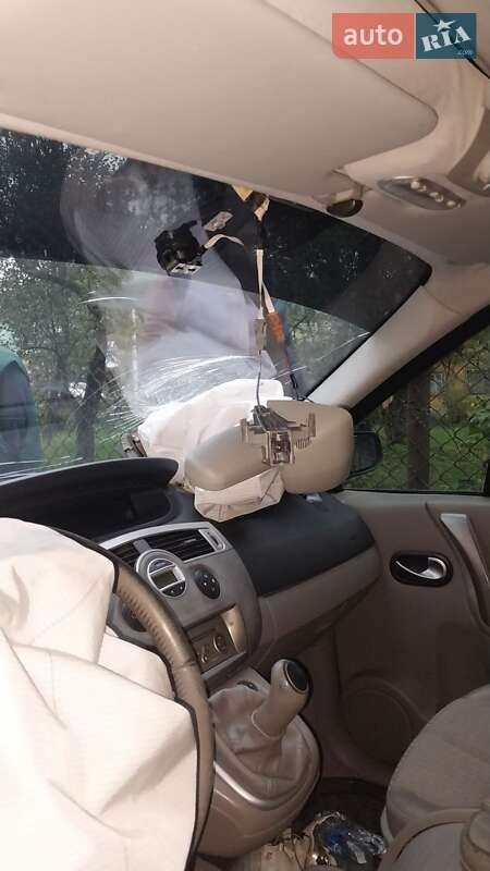 Минивэн Renault Grand Scenic 2004 в Сколе фото 2 Минивэн Renault Grand Scenic 2004 в Сколе