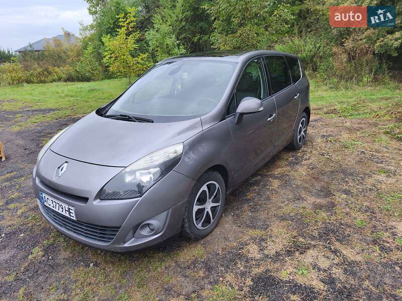 Renault Grand Scenic 2011