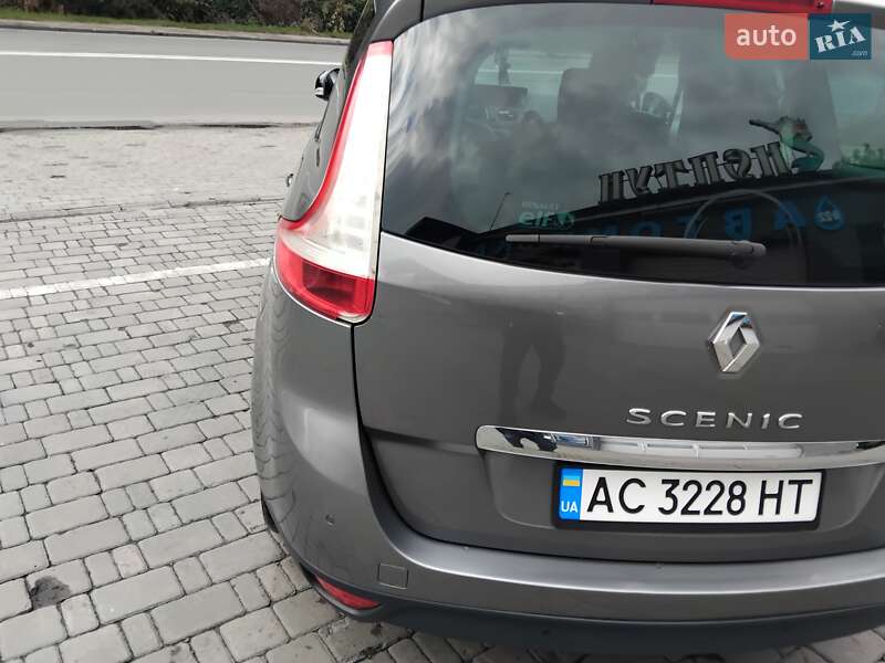 Минивэн Renault Grand Scenic 2015 в Луцке