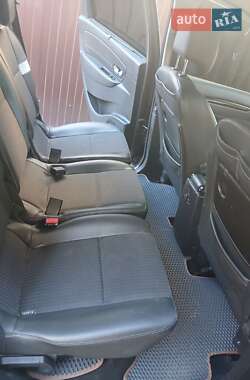 Минивэн Renault Grand Scenic 2014 в 