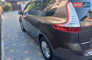Минивэн Renault Grand Scenic 2014 в 