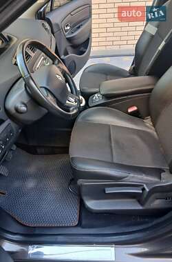 Минивэн Renault Grand Scenic 2014 в 
