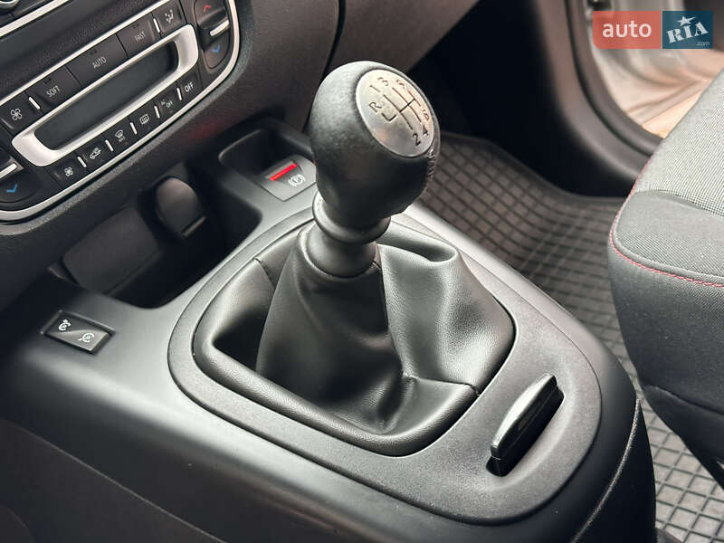 Минивэн Renault Grand Scenic 2014 в Ивано-Франковске