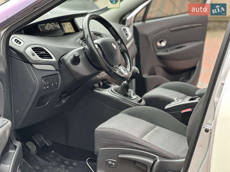 Минивэн Renault Grand Scenic 2014 в Ивано-Франковске