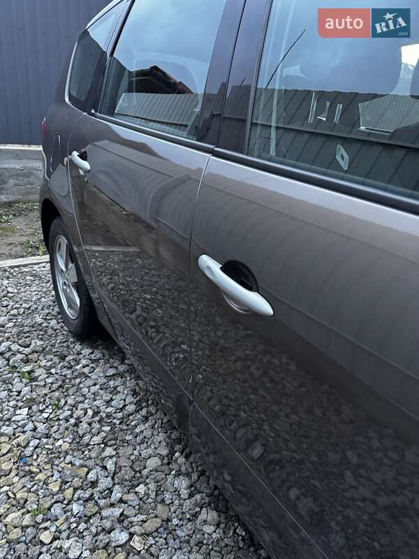 Минивэн Renault Grand Scenic 2010 в Виннице