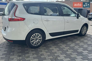 Минивэн Renault Grand Scenic 2009 в 