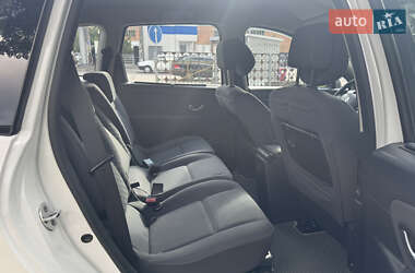 Минивэн Renault Grand Scenic 2009 в 