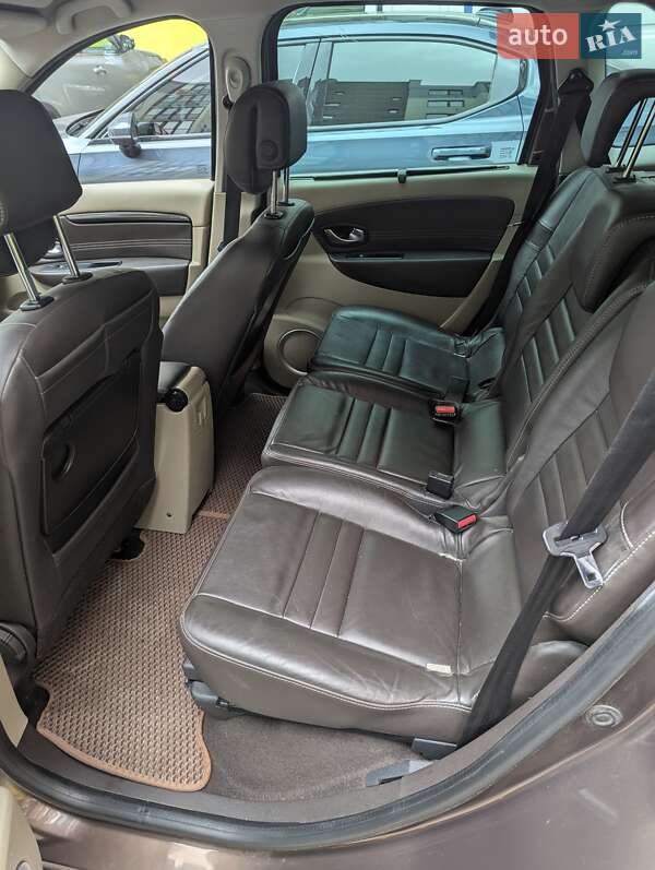 Минивэн Renault Grand Scenic 2011 в Киеве
