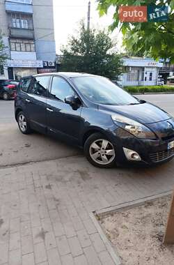 Минивэн Renault Grand Scenic 2009 в Ахтырке
