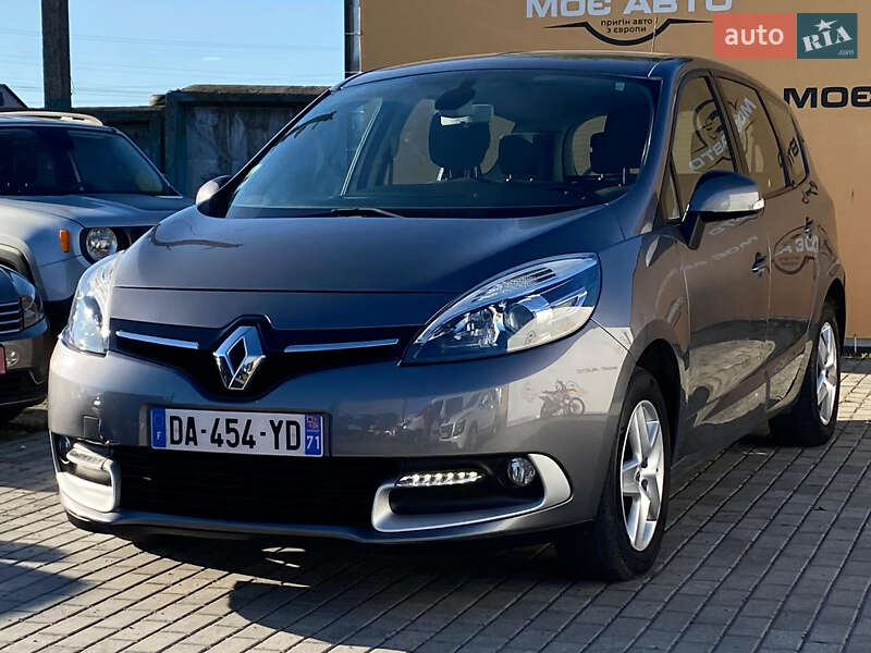 Минивэн Renault Grand Scenic 2013 в 