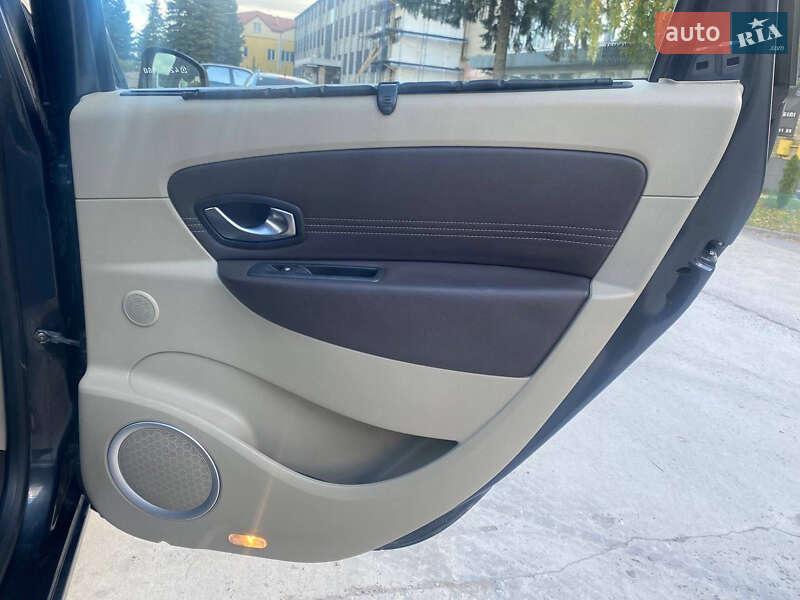 Минивэн Renault Grand Scenic 2009 в Самборе