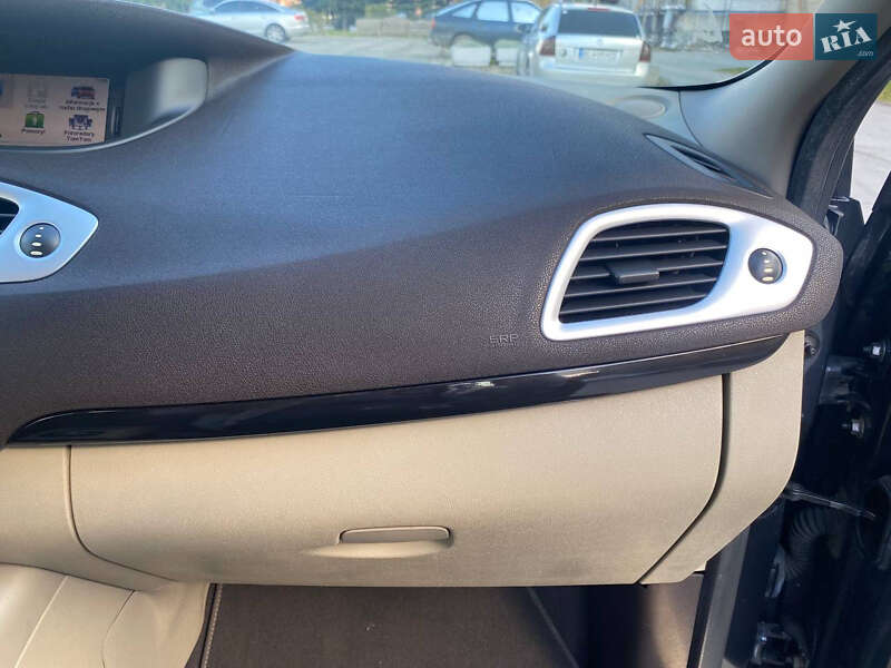 Минивэн Renault Grand Scenic 2009 в Самборе