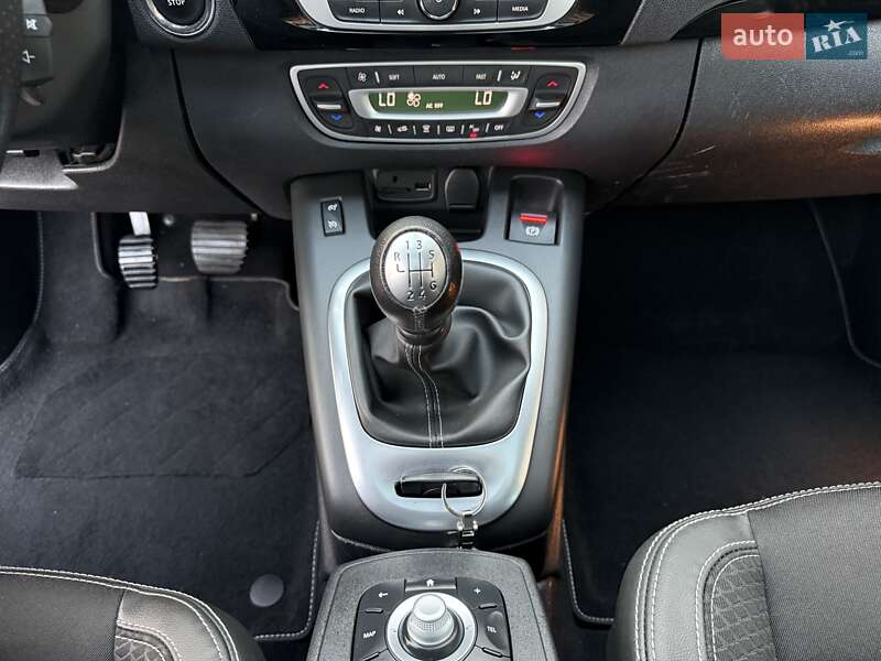 Мінівен Renault Grand Scenic 2015 в Стрию