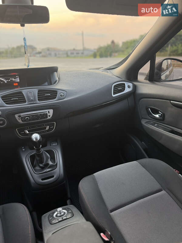 Минивэн Renault Grand Scenic 2012 в Львове
