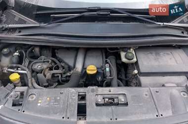 Минивэн Renault Grand Scenic 2011 в 