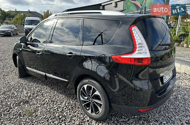 Мінівен Renault Grand Scenic 2015 в 