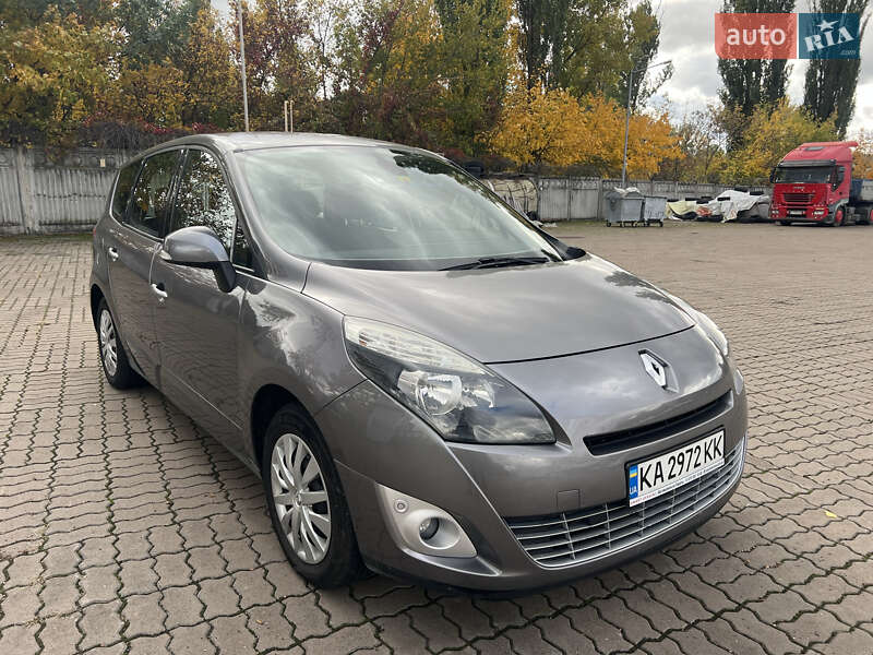 Минивэн Renault Grand Scenic 2009 в Вишневом