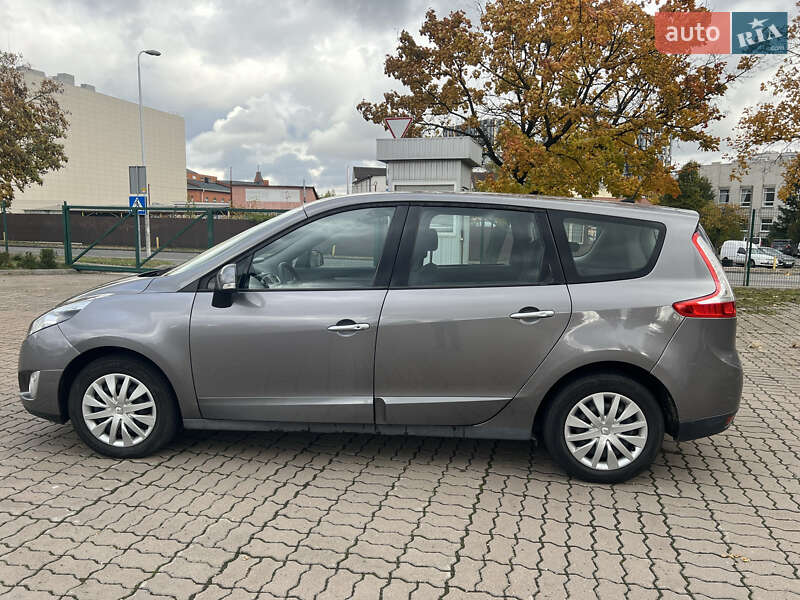 Минивэн Renault Grand Scenic 2009 в Вишневом