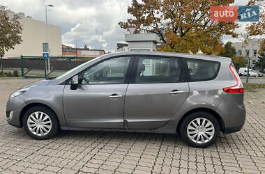 Минивэн Renault Grand Scenic 2009 в 