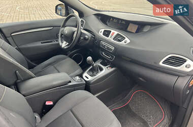 Минивэн Renault Grand Scenic 2009 в 