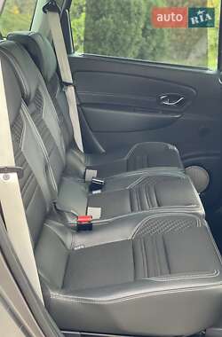 Минивэн Renault Grand Scenic 2014 в 