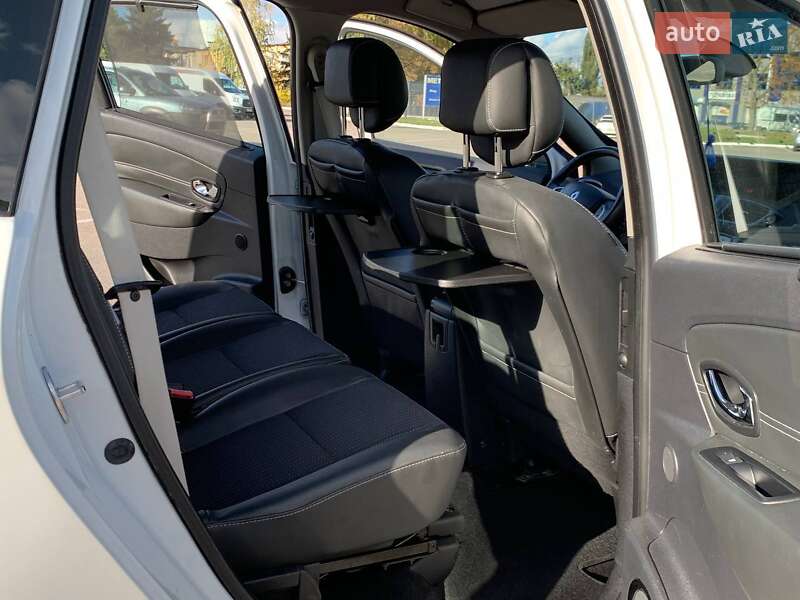 Минивэн Renault Grand Scenic 2012 в Житомире