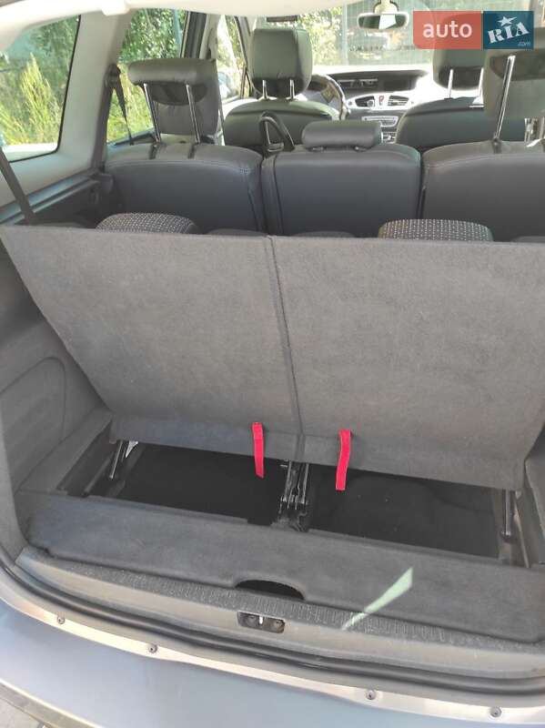 Минивэн Renault Grand Scenic 2010 в Виннице