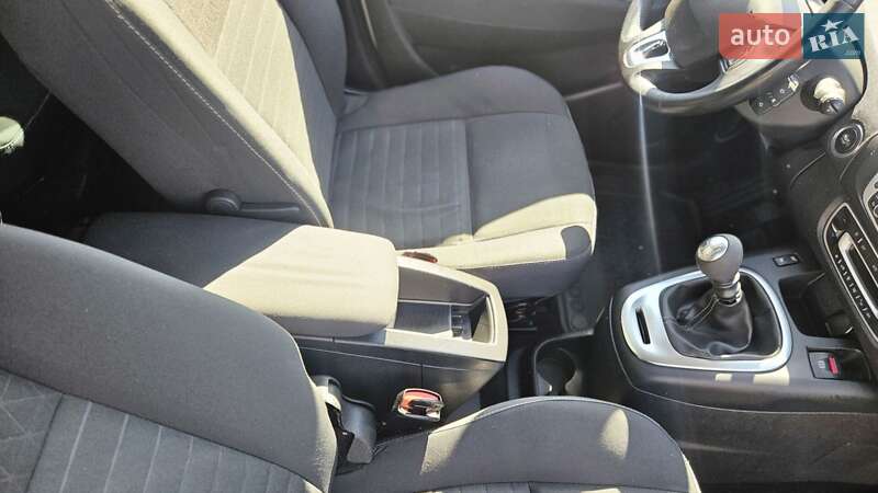 Мінівен Renault Grand Scenic 2015 в Вінниці фото 28 Мінівен Renault Grand Scenic 2015 в Вінниці