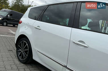 Минивэн Renault Grand Scenic 2012 в 
