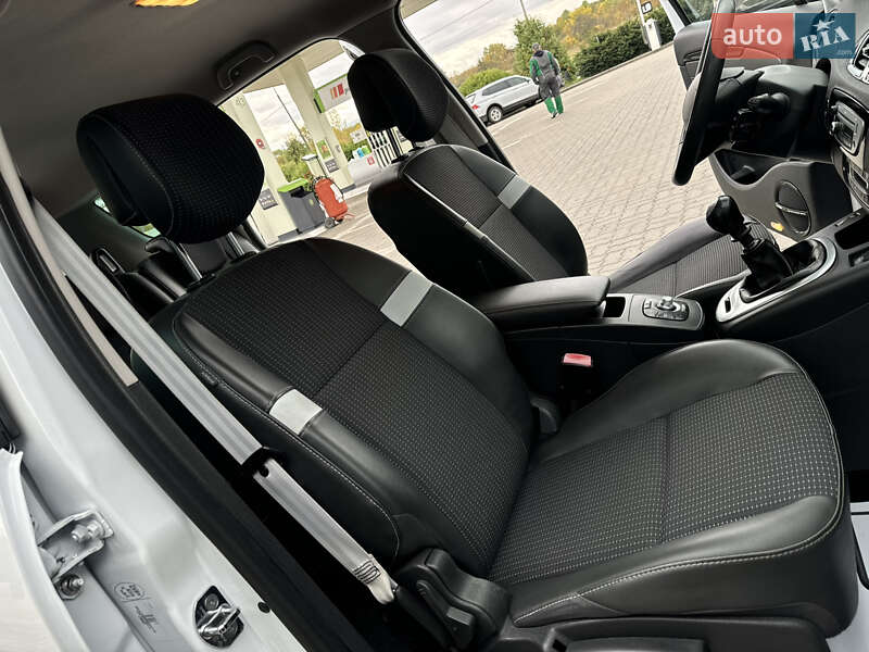 Мінівен Renault Grand Scenic 2012 в Дрогобичі