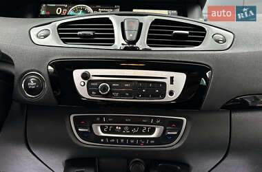 Минивэн Renault Grand Scenic 2012 в 
