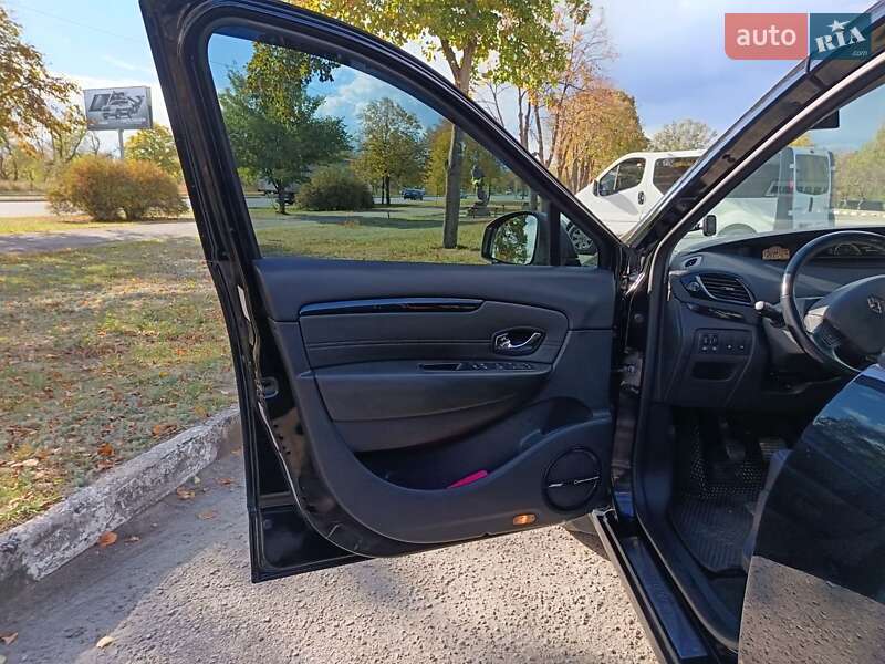 Мінівен Renault Grand Scenic 2013 в Запоріжжі фото 15 Мінівен Renault Grand Scenic 2013 в Запоріжжі