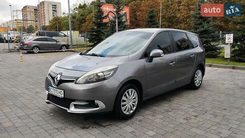 Минивэн Renault Grand Scenic 2013 в 