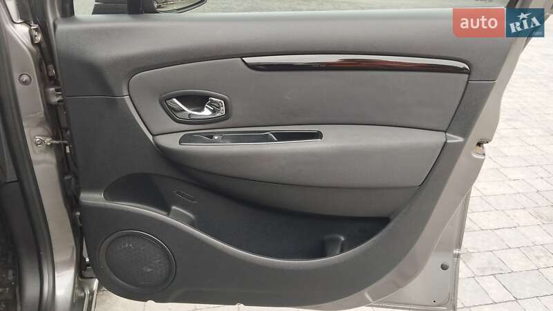Минивэн Renault Grand Scenic 2013 в Львове