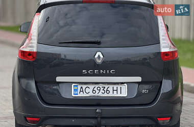 Минивэн Renault Grand Scenic 2011 в 