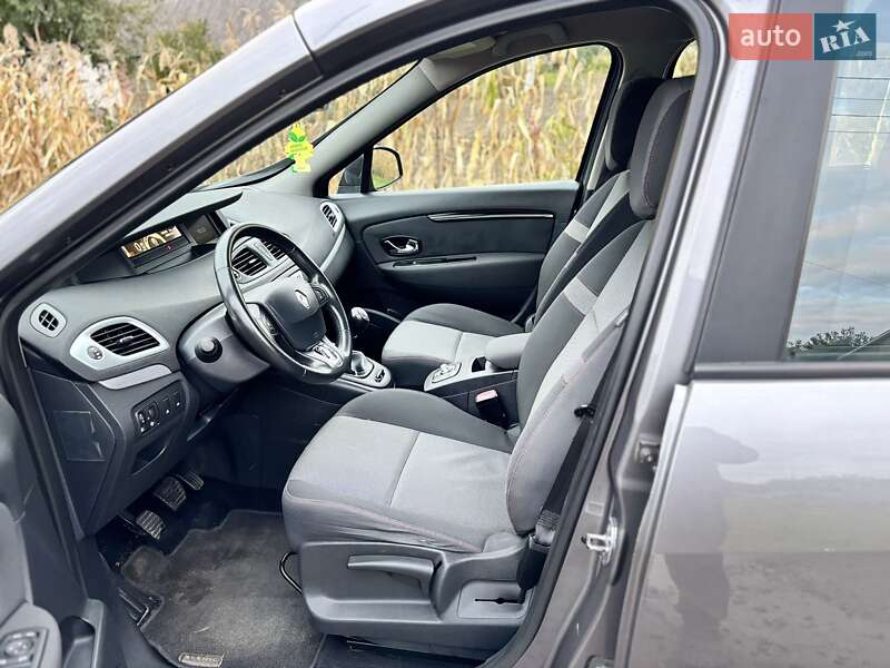 Минивэн Renault Grand Scenic 2013 в Рожище