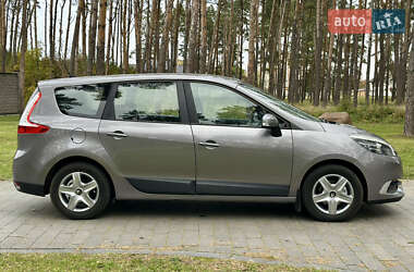 Минивэн Renault Grand Scenic 2013 в 