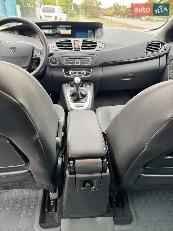 Минивэн Renault Grand Scenic 2011 в Котельве