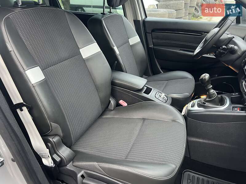 Минивэн Renault Grand Scenic 2012 в Луцке фото 49 Минивэн Renault Grand Scenic 2012 в Луцке